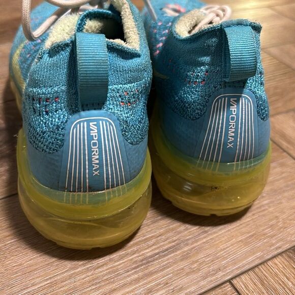 Nike Air Vapormax - Picture 4 of 8